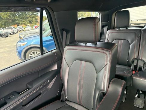 Used 2022 Ford Expedition Limited AWD/4WD image 13