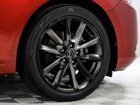 Used 2018 MAZDA MAZDA3 Touring FWD image 59