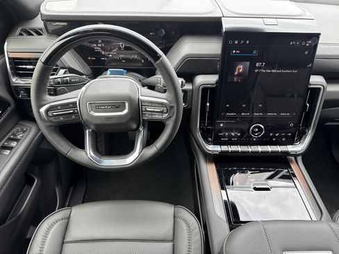 New 2026 GMC Yukon XL Denali w/ Advanced Technology Package image 15