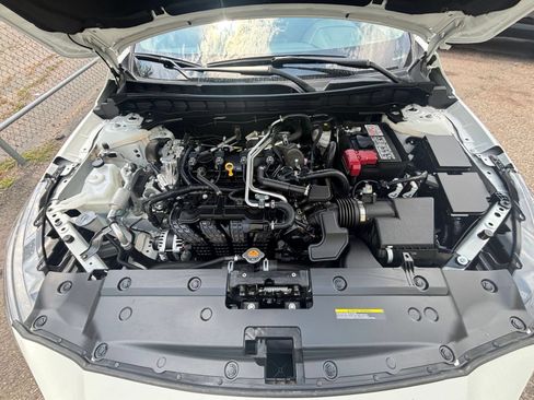 Used 2025 Nissan Altima 2.5 SV FWD image 30