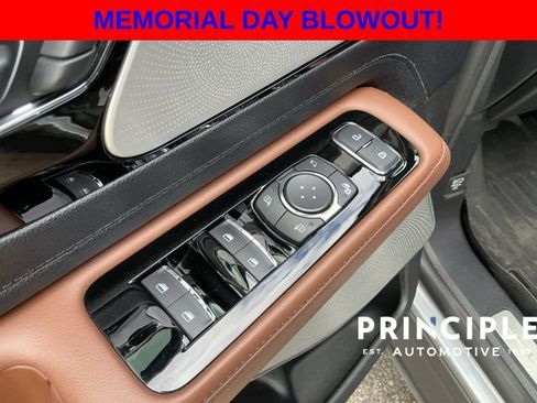Used 2020 Lincoln Aviator Reserve w/ Equipment Group 202A AWD/4WD image 24