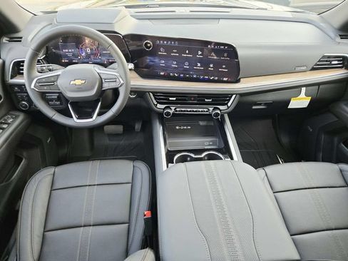 New 2026 Chevrolet Tahoe High Country w/ Sun And Tow Package AWD/4WD image 10