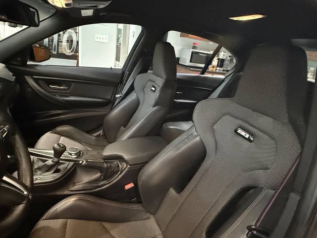 Used 2018 BMW M3 RWD image 20