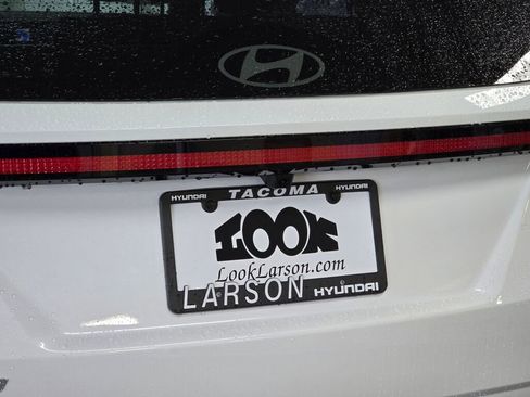 New 2026 Hyundai Tucson Limited image 16