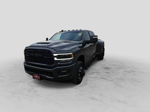 Used 2024 RAM 3500 Laramie w/ Night Edition image 4