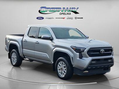 Used 2025 Toyota Tacoma SR5