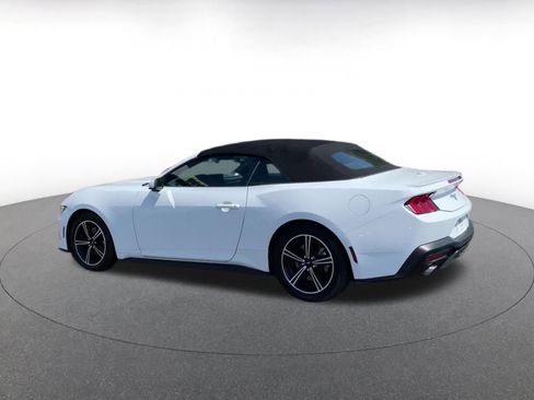 Used 2024 Ford Mustang Premium image 10