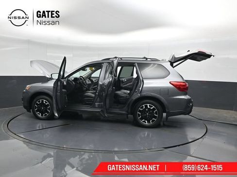 Used 2020 Nissan Pathfinder SL AWD/4WD image 58