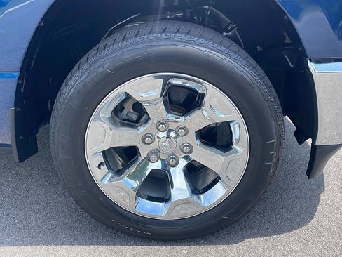 Certified 2022 RAM 1500 Big Horn AWD/4WD image 9