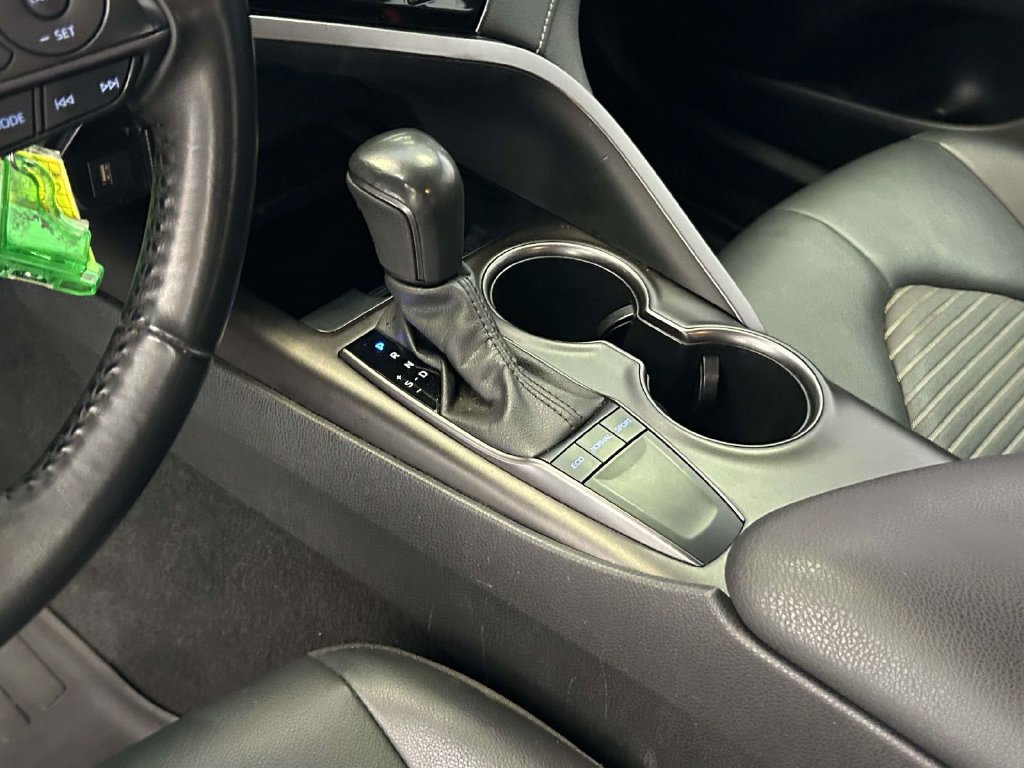Used 2023 Toyota Camry SE FWD image 19