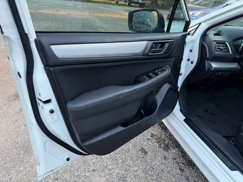 Used 2017 Subaru Legacy 2.5i w/ Alloy Wheel Package image 28