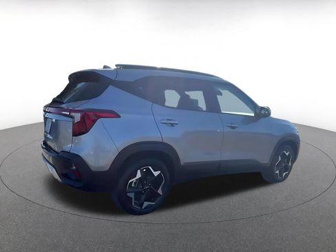 Used 2025 Kia Seltos S FWD image 15