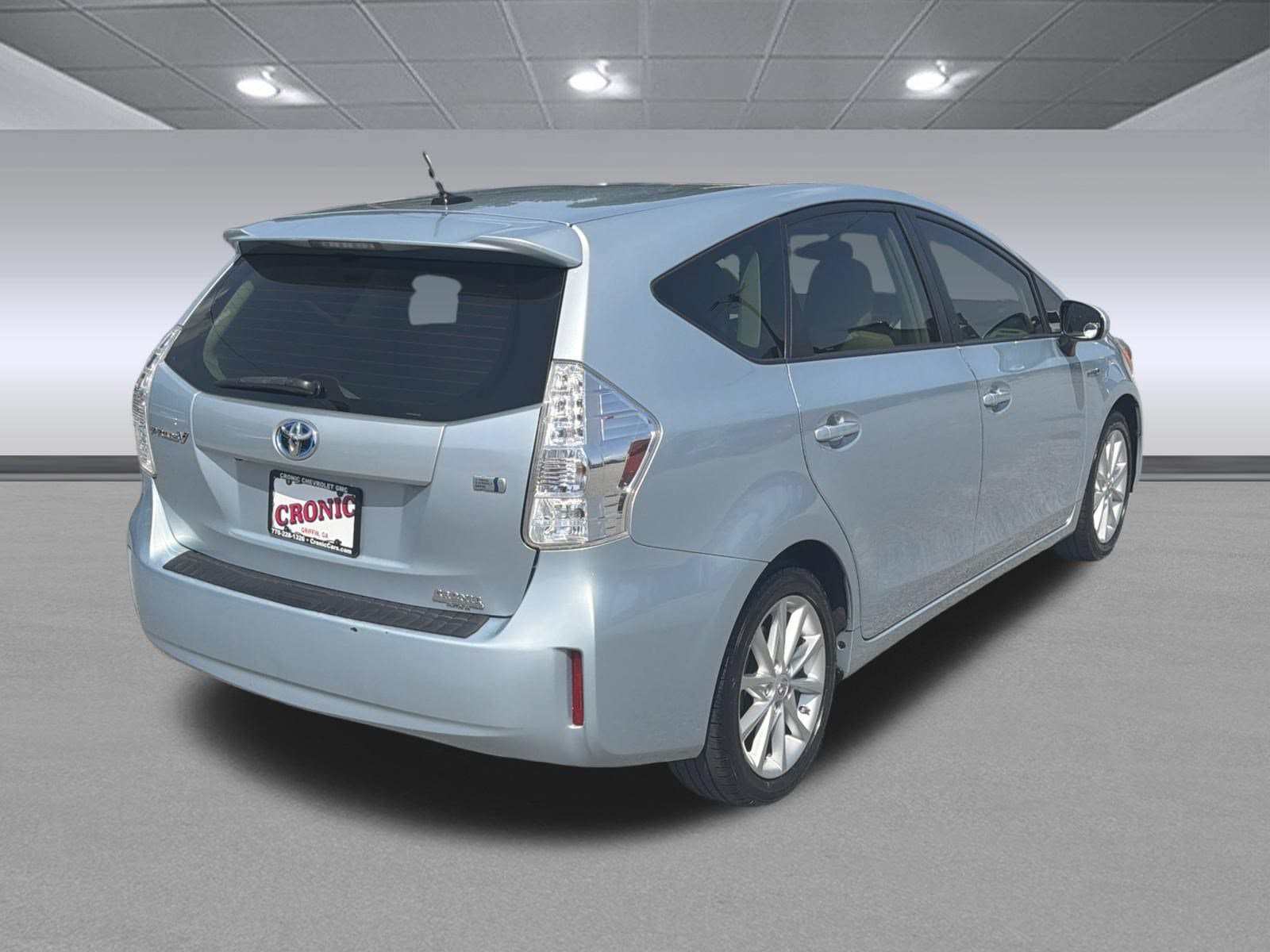 Used 2013 Toyota Prius V Five FWD image 3