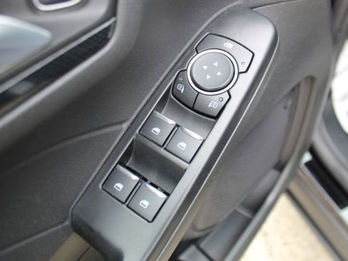 Used 2025 Ford Escape ST-Line AWD/4WD image 9
