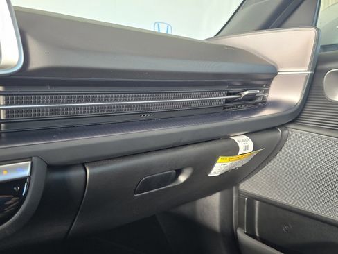 Used 2023 Hyundai Ioniq 6 SE image 32