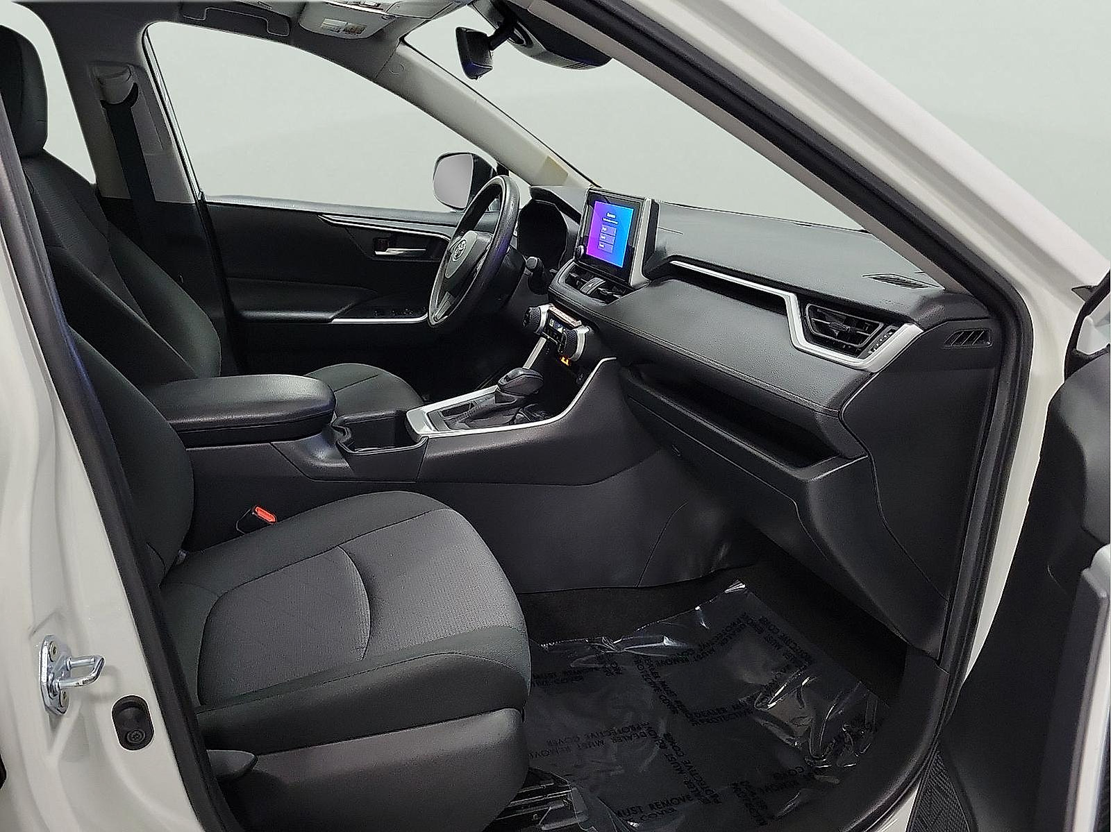 Certified 2025 Toyota RAV4 XLE w/ Convenience Package FWD image 15
