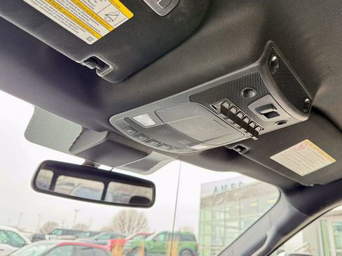 Certified 2022 Ford F350 Lariat w/ Chrome Package image 25