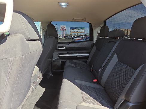 Used 2017 Toyota Tundra SR5 image 8