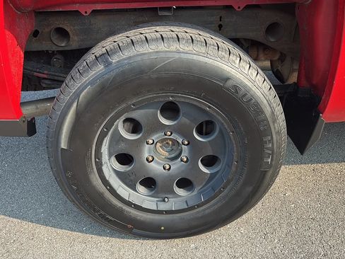 Used 2014 Chevrolet Silverado 1500 W/T RWD image 38