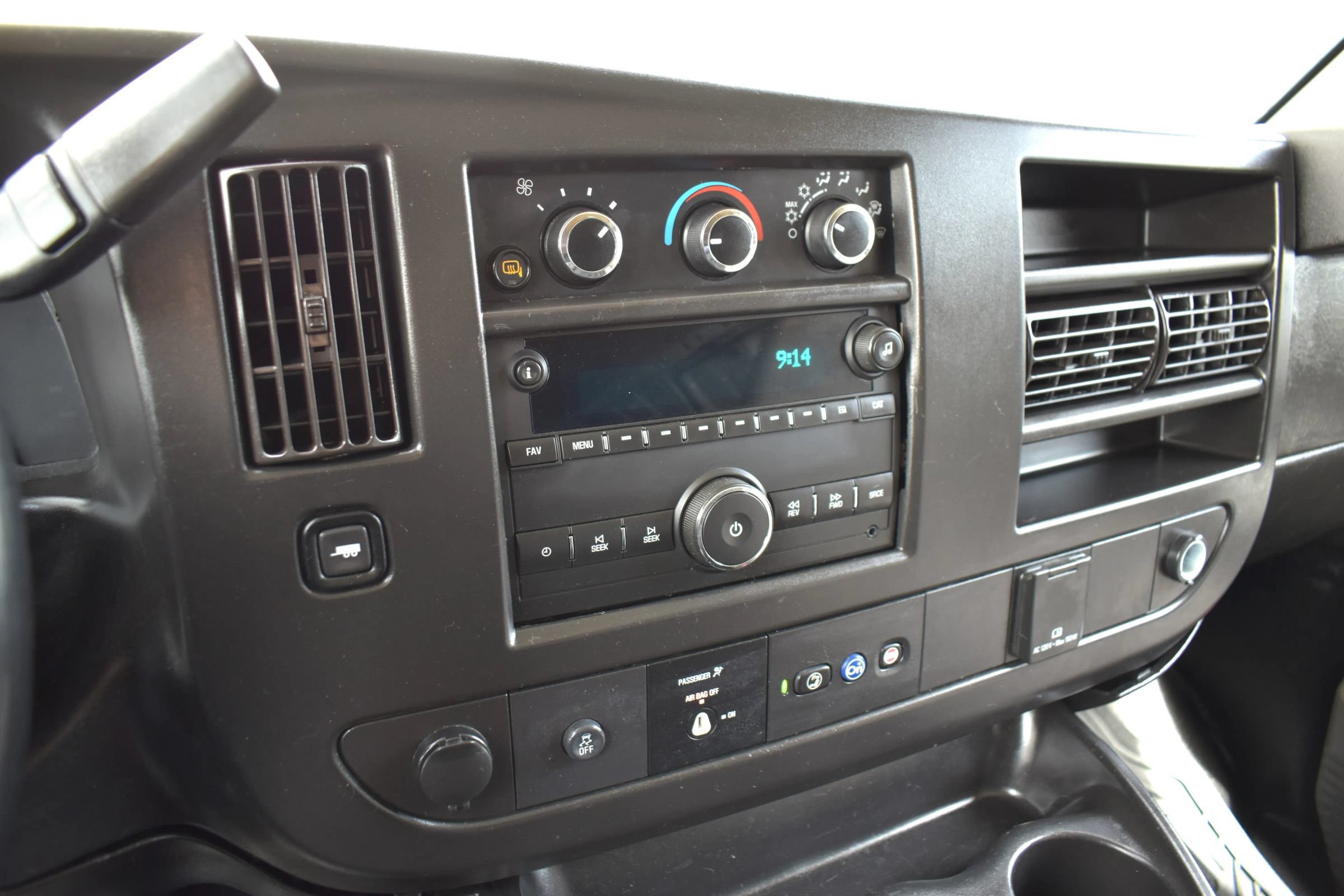 Used 2021 Chevrolet Express 2500 Extended w/ Driver Convenience Package RWD image 52