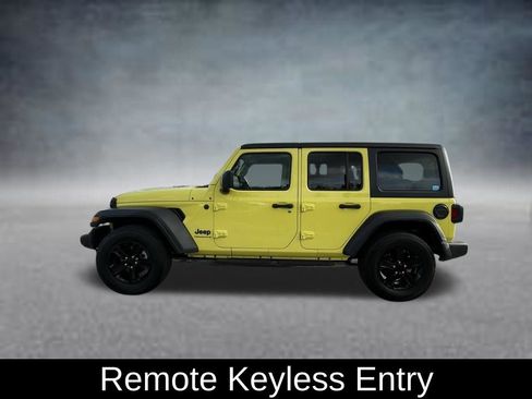 Used 2023 Jeep Wrangler Unlimited Sport AWD/4WD image 4