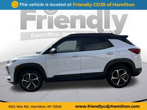 Used 2023 Chevrolet TrailBlazer RS w/ Convenience Package image 4