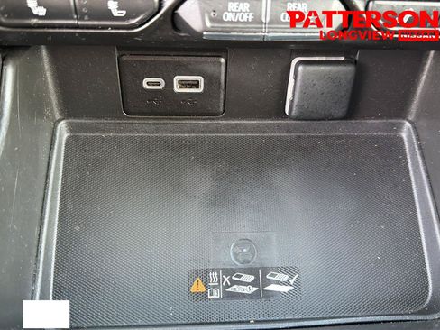 Used 2023 Chevrolet Tahoe LT RWD image 11