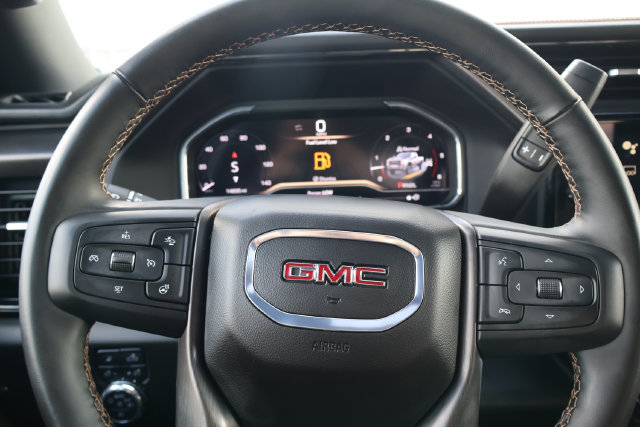 Used 2025 GMC Sierra 2500 AT4 w/ AT4 Premium Plus Package AWD/4WD image 15