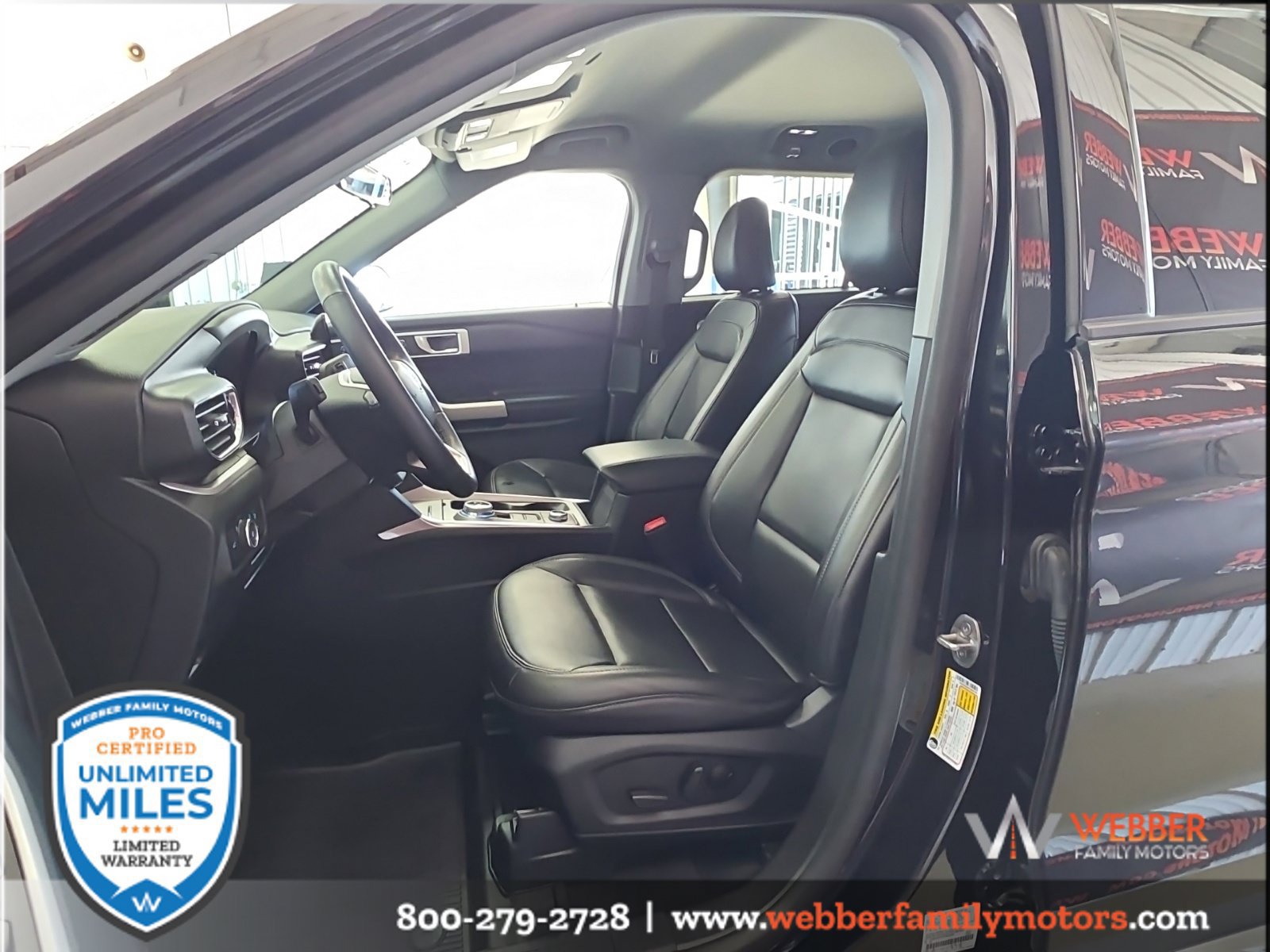 Used 2023 Ford Explorer XLT w/ Equipment Group 202A AWD/4WD image 11