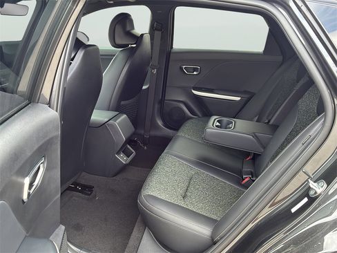 New 2025 Kia K4 GT-Line w/ GT-Line Sunroof Package image 16