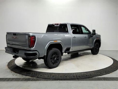New 2026 GMC Sierra 2500 AT4 w/ AT4 Premium Plus Package image 7