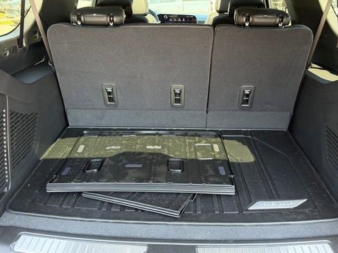 New 2026 Chevrolet Suburban High Country RWD image 16