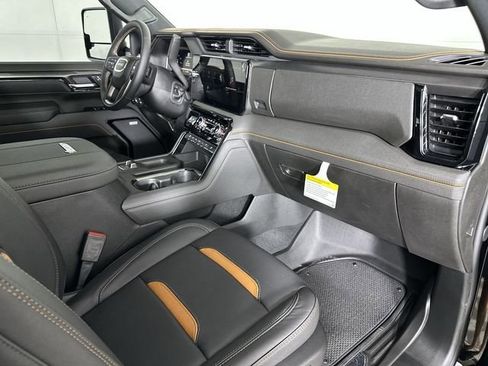 New 2026 GMC Sierra 2500 AT4 w/ AT4 Premium Plus Package AWD/4WD image 31