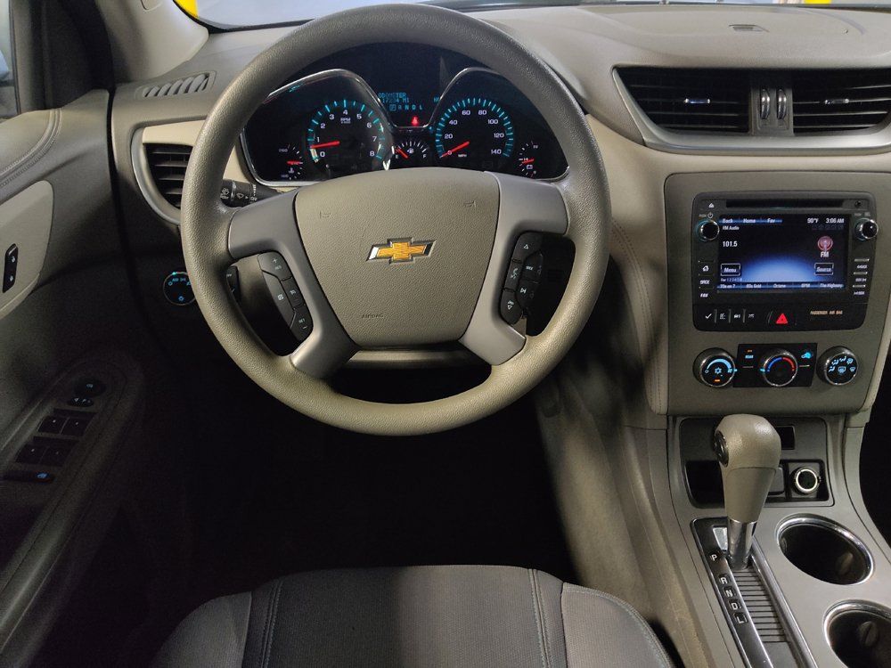 Used 2017 Chevrolet Traverse LS FWD image 22