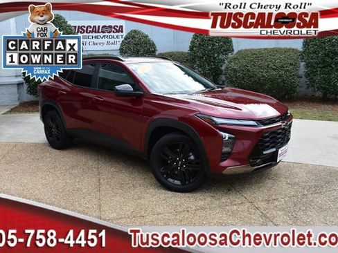 Used 2024 Chevrolet Trax ACTIV w/ Sunroof Package FWD image 1