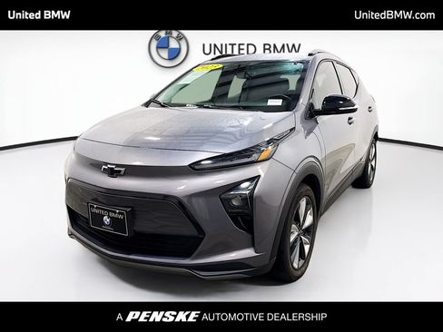 Used 2023 Chevrolet Bolt EUV LT w/ Convenience Package FWD image 1