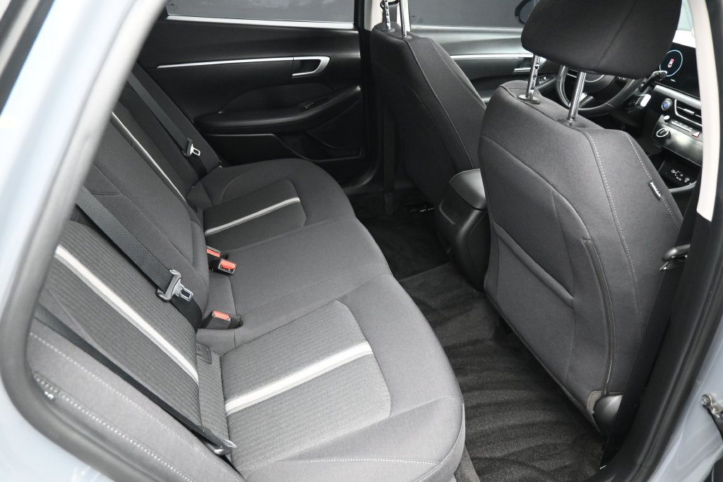 Used 2025 Hyundai Sonata SEL FWD image 32