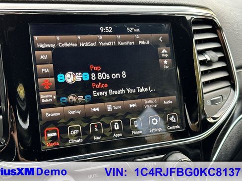 Used 2019 Jeep Grand Cherokee Limited image 30