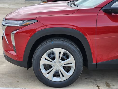 New 2026 Chevrolet Trax LS FWD image 10