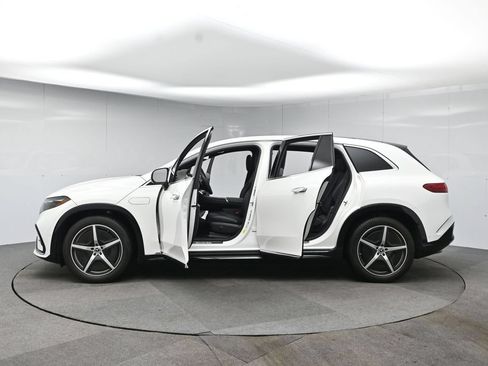 Used 2023 Mercedes-Benz EQS 580 4MATIC SUV image 79