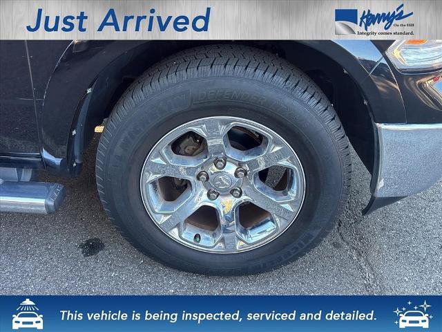 Used 2013 RAM 1500 Laramie w/ Convenience Group AWD/4WD image 3