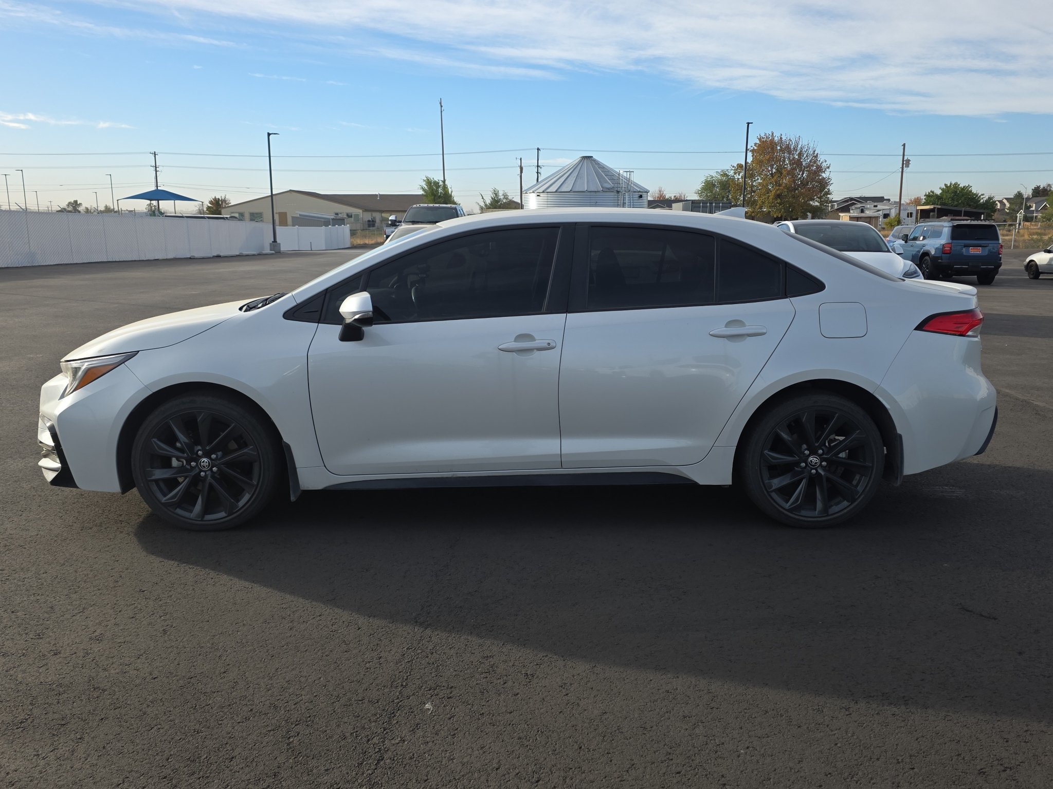 Used 2024 Toyota Corolla SE FWD image 4