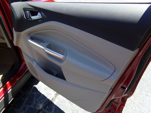 Used 2016 Ford Escape Titanium AWD/4WD image 44