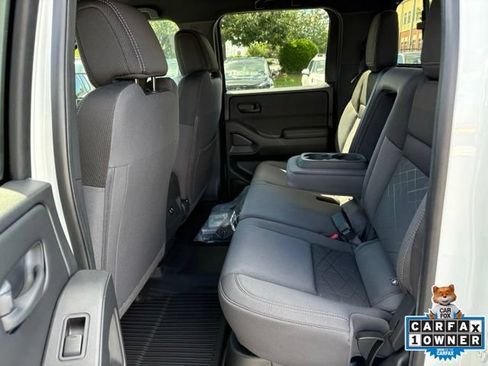 Used 2026 Nissan Frontier SV w/ All-Weather Content Package AWD/4WD image 24