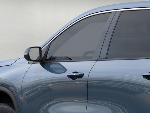 New 2026 Chevrolet Traverse LT AWD/4WD image 12
