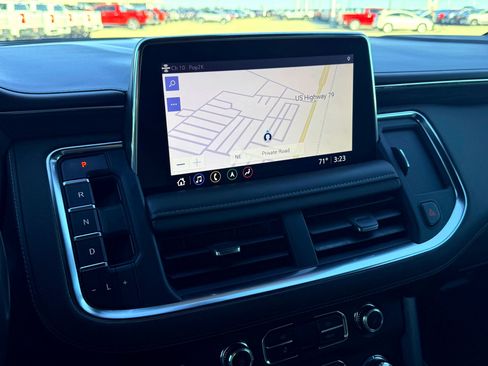 Used 2021 GMC Yukon SLT w/ SLT Premium Package image 31