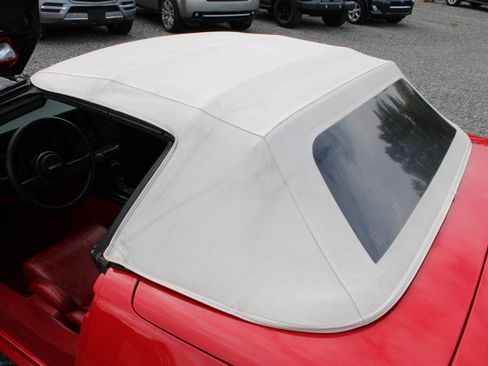 Used 1989 Chevrolet Corvette Convertible image 28