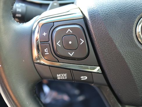 Used 2016 Toyota Avalon XLE Premium image 20