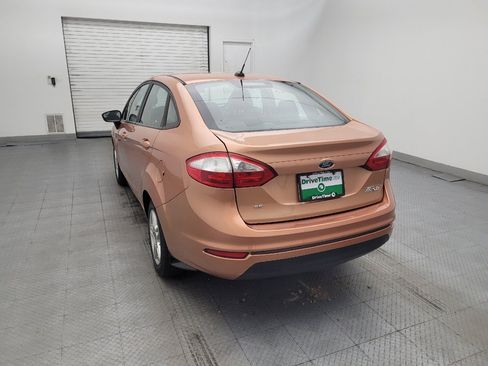 Used 2017 Ford Fiesta SE FWD image 6
