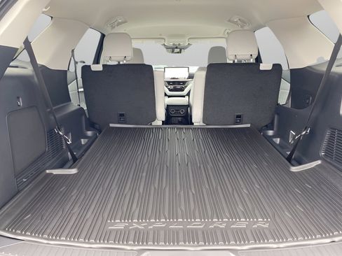 New 2026 Ford Explorer Platinum w/ LUX Leather Package image 8